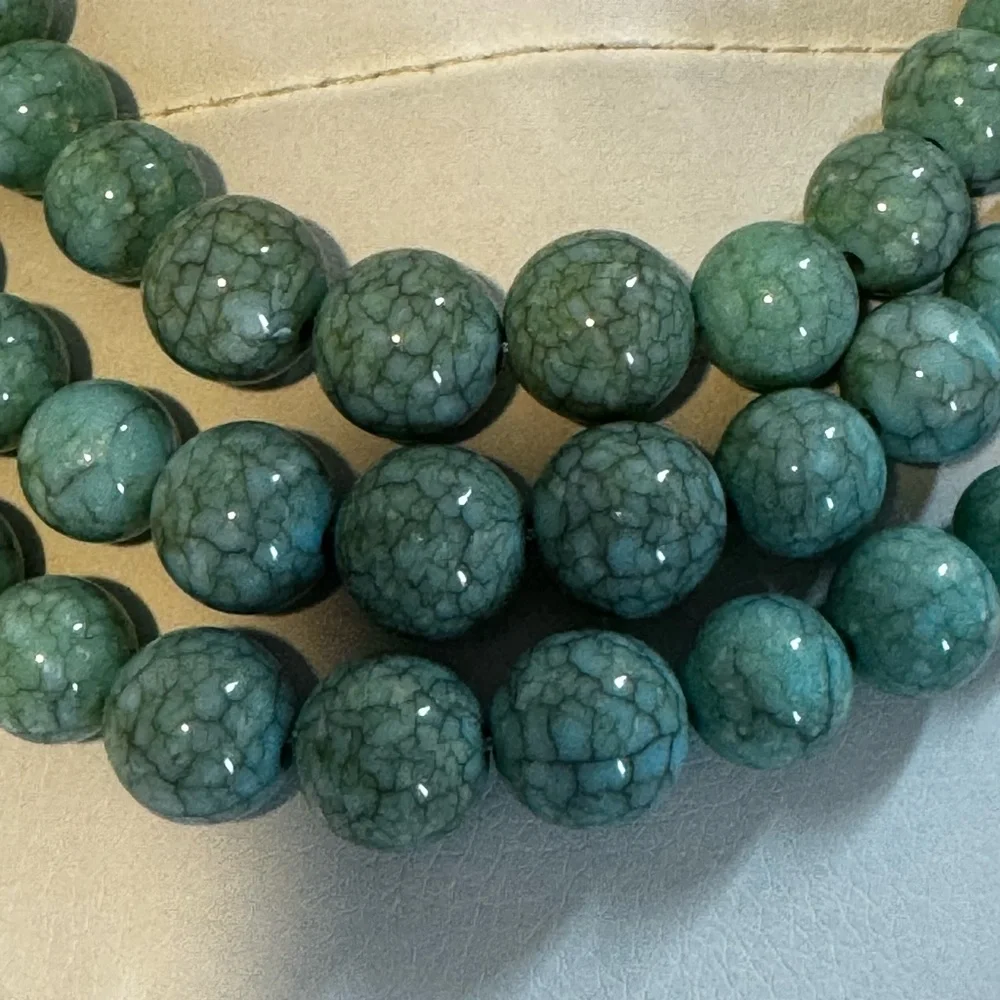 Charming Charlie Turquoise Beaded statement Necklace - Picture 2 of 3